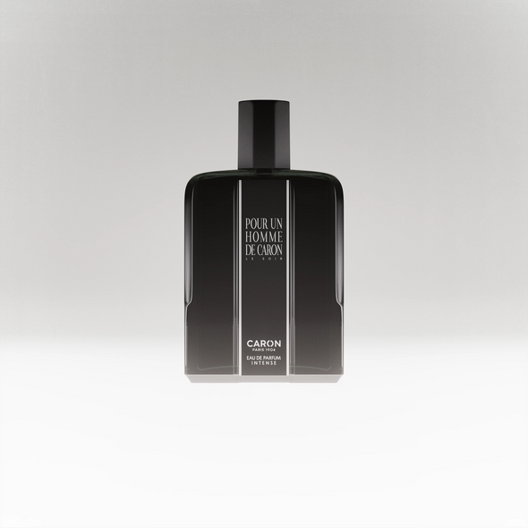 <p>Pour Un Homme Le Soir</p>