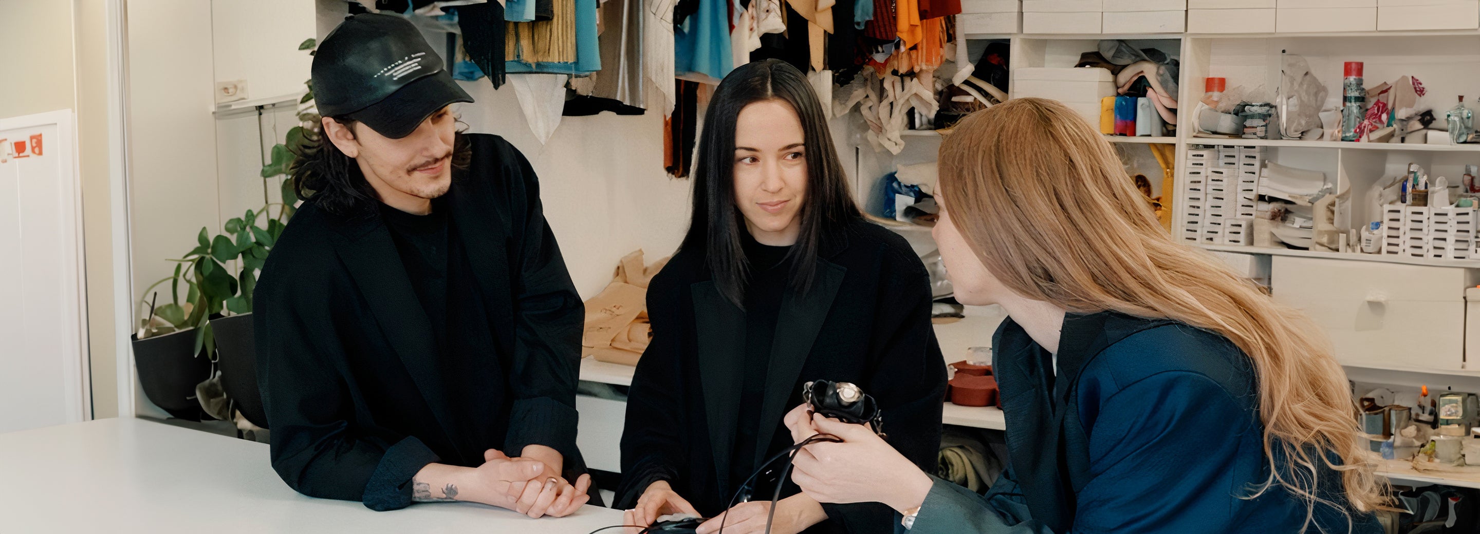 CARON x VICTORIA/TOMAS