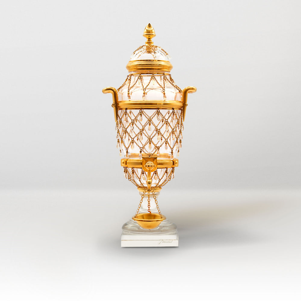 Mini Opaline Baccarat Fountain – PARFUMS CARON